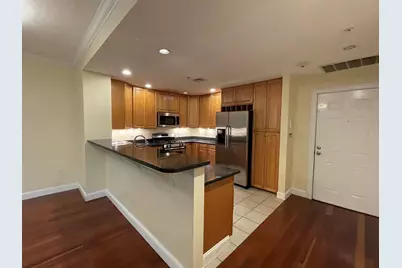 81-87 Fairmount Ave #8, Boston, MA 02136 - Photo 3