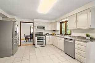 173 Metcalf Rd, North Attleboro, MA 02760 - Photo 9