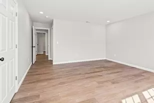 93 Rockland Rd, Auburn, MA 01501 - Photo 13