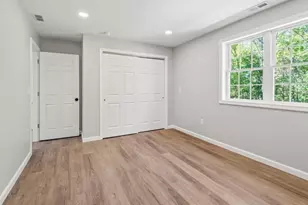 93 Rockland Rd, Auburn, MA 01501 - Photo 15