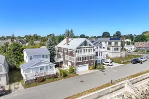 125 Edgewater Dr, Quincy, MA 02169 - Photo 25