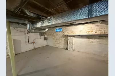 148 Denver St, Springfield, MA 01109 - Photo 33