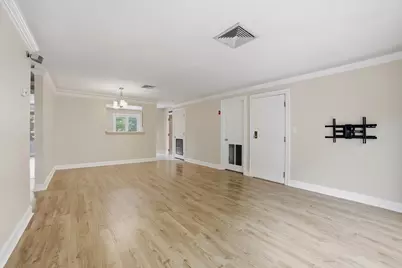 330 Sunderland Rd #18, Worcester, MA 01604 - Photo 7