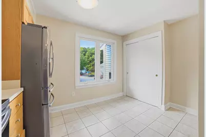 330 Sunderland Rd #18, Worcester, MA 01604 - Photo 5