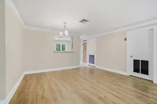 330 Sunderland Rd, Worcester, MA 01604 - Photo 9
