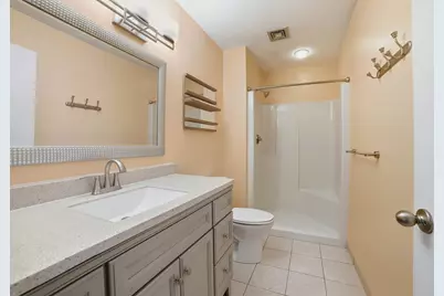 330 Sunderland Rd #18, Worcester, MA 01604 - Photo 17