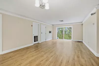 330 Sunderland Rd #18, Worcester, MA 01604 - Photo 11
