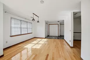 2 Lady Slipper Ln, Auburn, MA 01501 - Photo 15