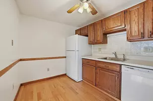 2 Lady Slipper Ln, Auburn, MA 01501 - Photo 5