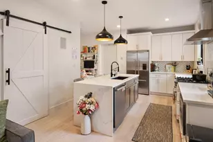 228 Webster St, Boston, MA 02128 - Photo 5