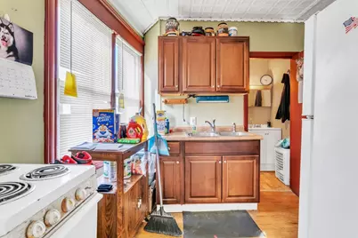 2-4 Main St, Huntington, MA 01050 - Photo 17