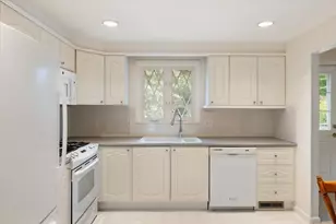 54 Apple D’Or Rd, Framingham, MA 01701 - Photo 11