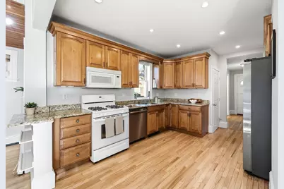 12 Linden Pl, Somerville, MA 02143 - Photo 5