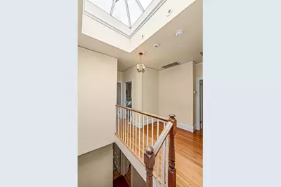 18 Hereford St, Boston, MA 02115 - Photo 21