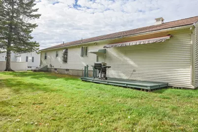 39 East Capitol Street, Methuen, MA 01844 - Photo 17