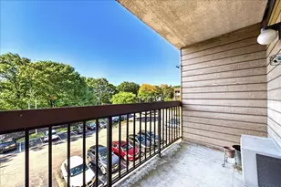 4975 Washington St, Boston, MA 02132 - Photo 19
