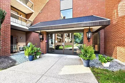 4975 Washington St #310, Boston, MA 02132 - Photo 3