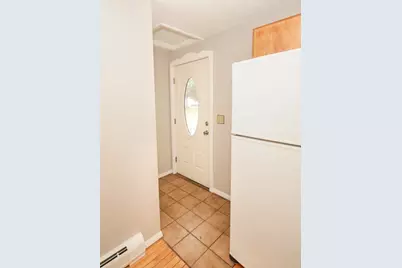 87 Roosevelt Ave, Westfield, MA 01085 - Photo 3