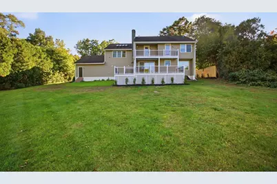 126 Barry St, Agawam, MA 01030 - Photo 5