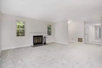 303 Ridgefield Circle #303D, Clinton, MA 01510 - Photo 17