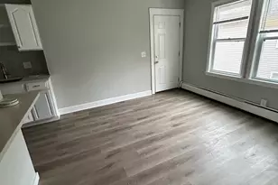 137 Chelsea St, Everett, MA 02149 - Photo 5