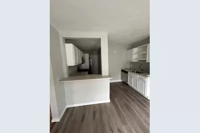 137 Chelsea St #2R, Everett, MA 02149 - Photo 3