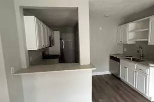 137 Chelsea St, Everett, MA 02149 - Photo 3