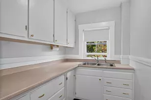 17 R Warren Ave, Chelmsford, MA 01824 - Photo 7
