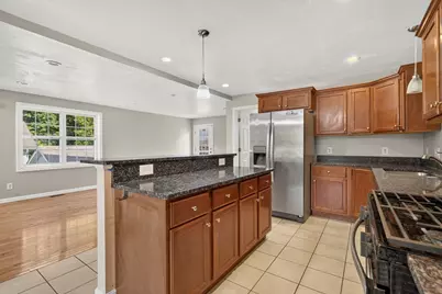 103 Commonwealth Ave, Worcester, MA 01604 - Photo 9