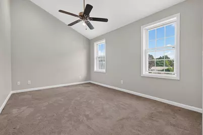 103 Commonwealth Ave, Worcester, MA 01604 - Photo 13