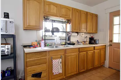 55 Hampden St, Springfield, MA 01151 - Photo 9