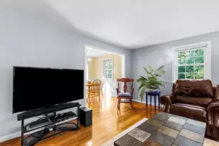 28 Spring St, Plympton, MA 02367 - Photo 23