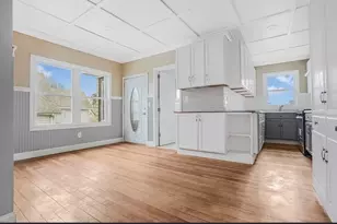 475 Tecumseh St, Fall River, MA 02721 - Photo 21