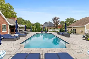 2 Hampton Ct, Lynnfield, MA 01940 - Photo 19