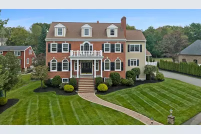 2 Hampton Court, Lynnfield, MA 01940 - Photo 1