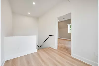 271 Washington Ave, Chelsea, MA 02150 - Photo 23