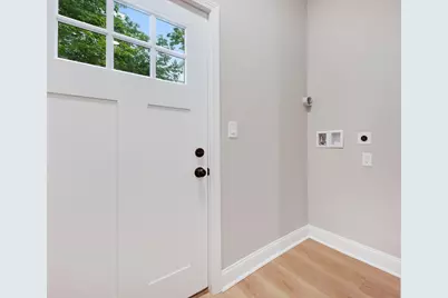 271 Washington Ave, Chelsea, MA 02150 - Photo 13