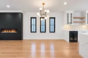 181 I St, Boston, MA 02127 - Photo 1
