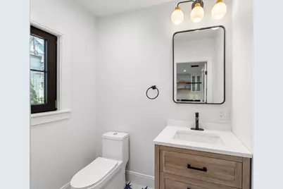 181 I Street, Boston, MA 02127 - Photo 5