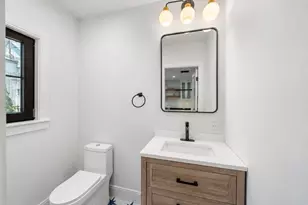 181 I St, Boston, MA 02127 - Photo 5