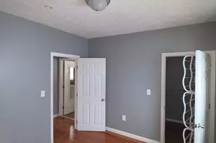 452 N Montello St, Brockton, MA 02301 - Photo 5