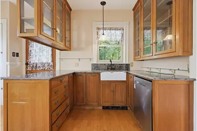 45 Holden St, Attleboro, MA 02703 - Photo 23