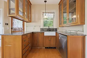 45 Holden St, Attleboro, MA 02703 - Photo 21