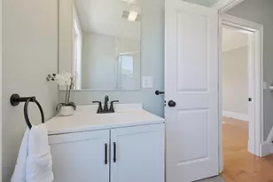 229 River St, Waltham, MA 02453 - Photo 23