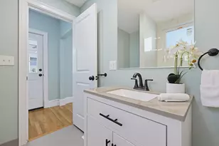 229 River St, Waltham, MA 02453 - Photo 9