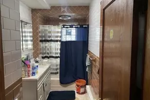 104 Sterling St, Worcester, MA 01610 - Photo 5