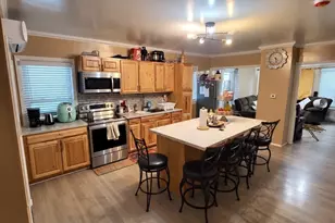 18 Bullard St, New Bedford, MA 02746 - Photo 7