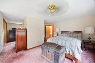 25 St Anthony St, Chicopee, MA 01013 - Photo 21