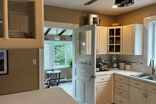16 Lafayette Pl, Salem, MA 01970 - Photo 5