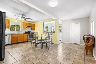 2113 Pleasant St, Fall River, MA 02723 - Photo 9